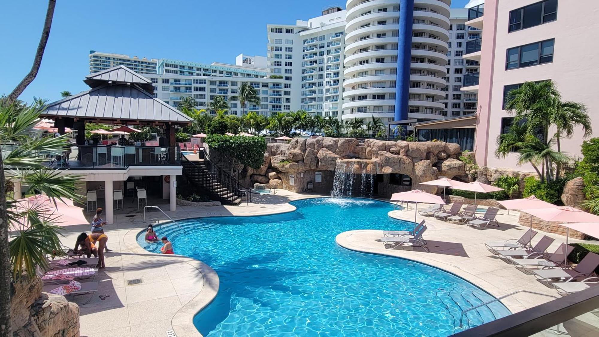 2 Bedroom 2 Bath Beachfront Condo On Miami Beach Millionaire Row Exterior foto